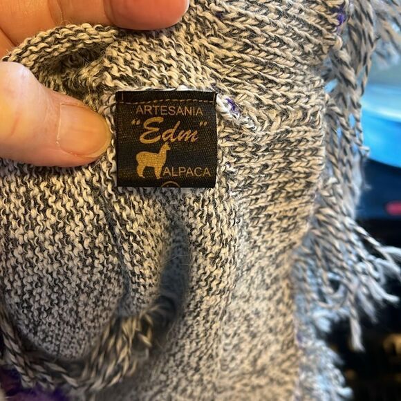 EXCELLENT CONDITION ALPACA WOOL ARTESANIA SWEATER/PONCHO/CAPE MADE IN PERU - Picture 5 of 7